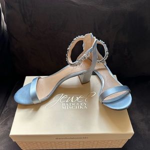 Badgley Mischka | baby blue kitten heels